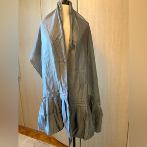 NWT Women's Badgley Mischka dressy gray shawl /wrap